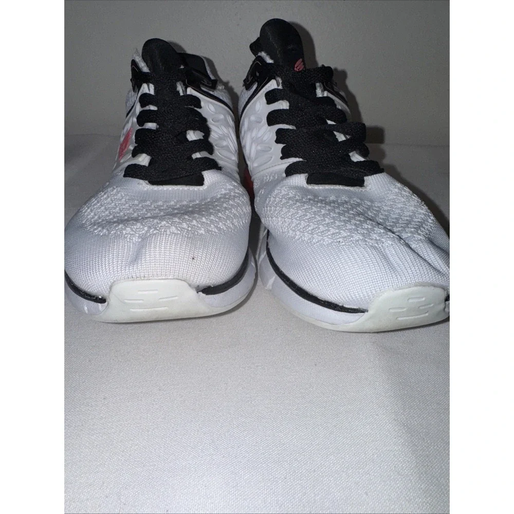 Reebok live life active size 9 women RBX White black pink Run Walk Spring Summer